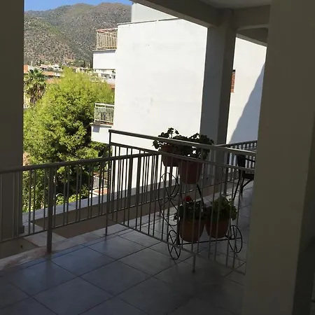 Methanion 2* Méthana