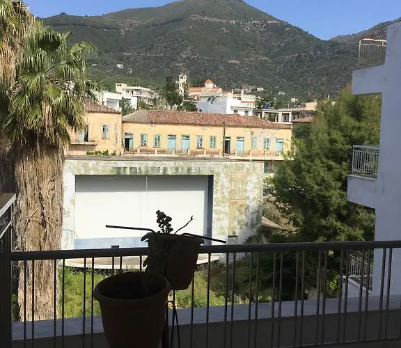 Methanion Μέθανα